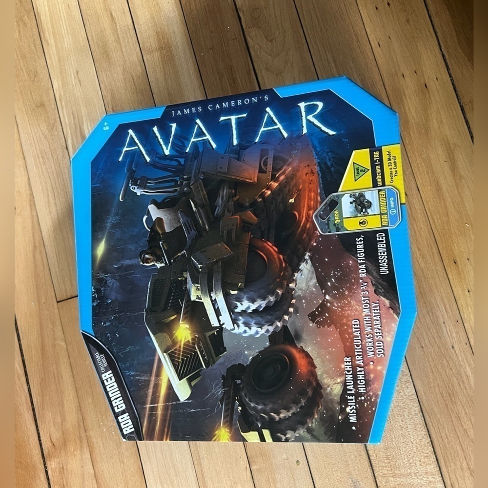 James Cameron's Avatar Combat Vehicle AMP Suit‎ Action Figure Set Model  NEW